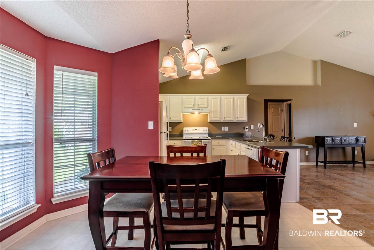421 Dumoine Drive Foley, AL 36535 - Photo 5 of 16