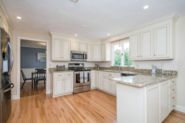 29 Bailey Road Andover, MA 01810 - Photo 4 of 29