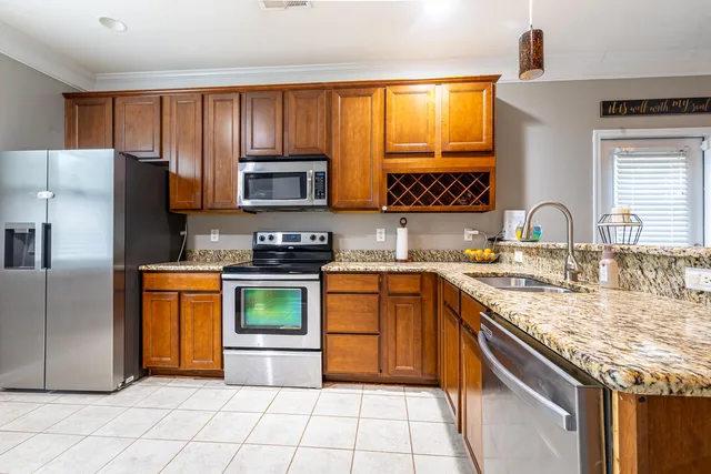 $339,000 | 374 Sanctuary Park Drive, Summerville, SC 29486