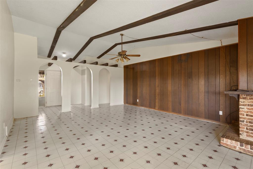 1400 Ridgecrest Drive Plano, TX 75074 - Photo 6 of 32 a view of a hallway