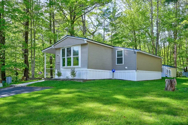 $119,900 | 36 Eagle Ledge Loop, Conway, NH 03813