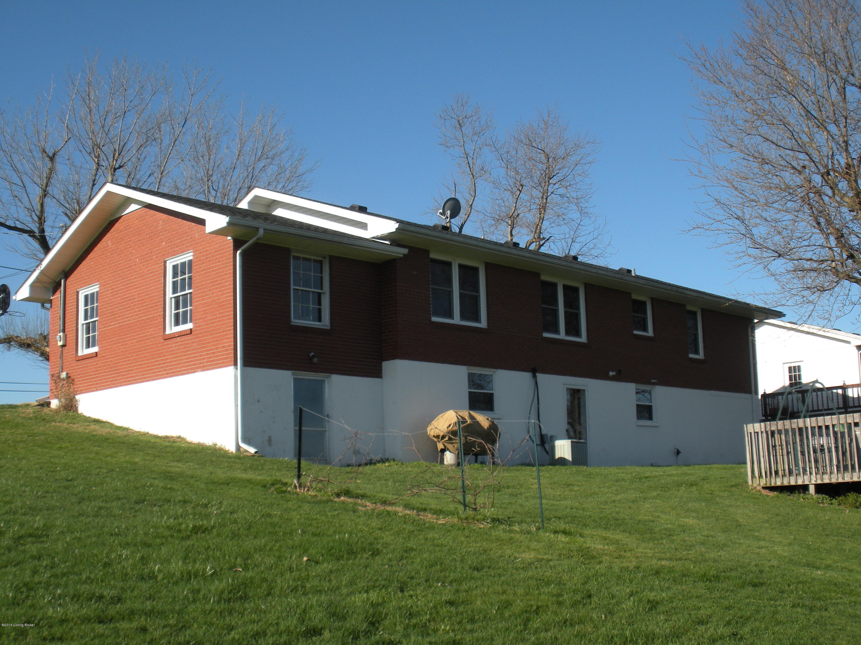 268 Chaplin Road Bloomfield, KY 40008 - Photo 5 of 23 DSCN3439
