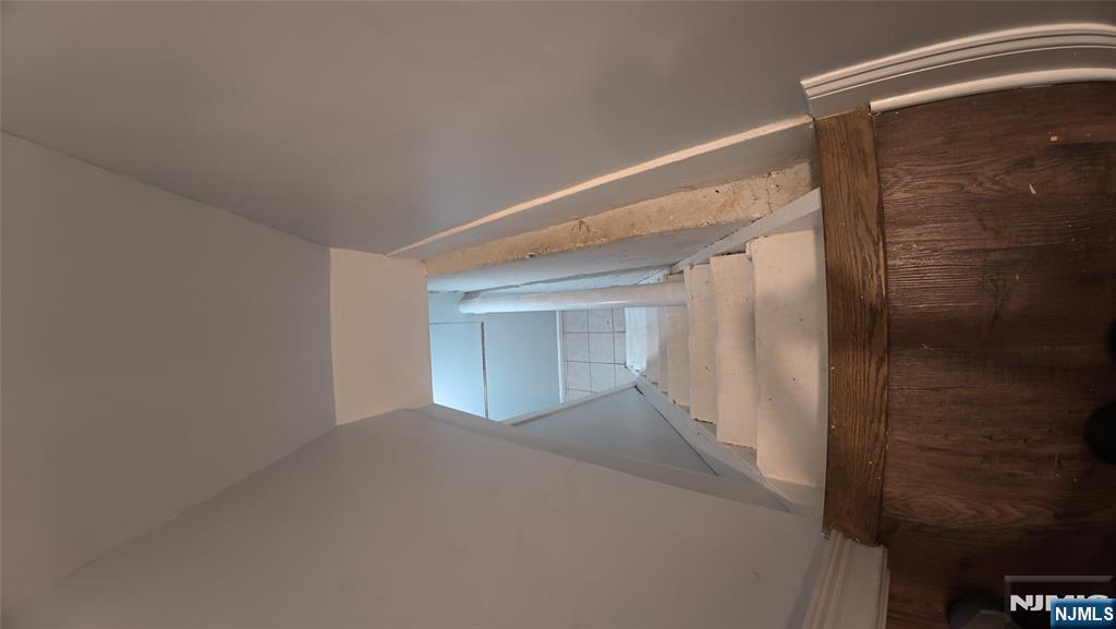 322 Rutherford Boulevard Clifton, NJ 07014 - Photo 17 of 32