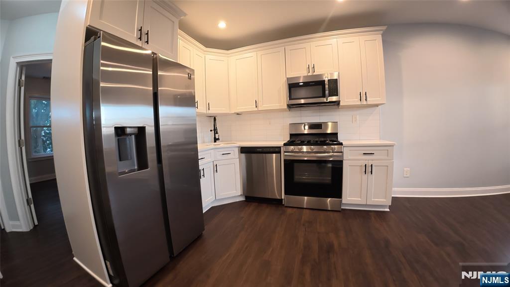 322 Rutherford Boulevard Clifton, NJ 07014 - Photo 20 of 32