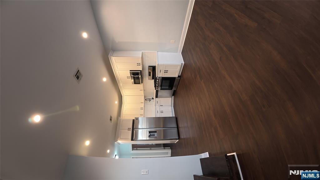 322 Rutherford Boulevard Clifton, NJ 07014 - Photo 22 of 32