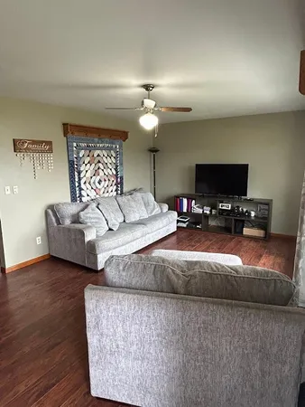 $259,000 | 602 1st Avenue Southeast, Hillsboro, ND 58045