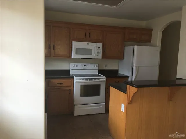 $1,100 | 4008 Parkplace Avenue, Unit 4, Pharr, TX 78577