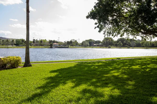 $2,300 | 2738 Carambola Circle South, Unit 1913, Coconut Creek, FL 33066
