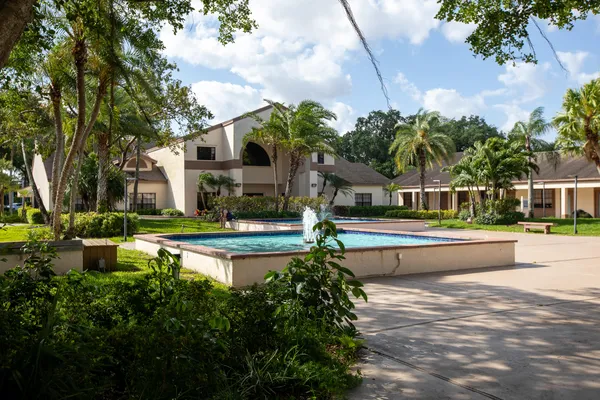 $2,300 | 2738 Carambola Circle South, Unit 1913, Coconut Creek, FL 33066