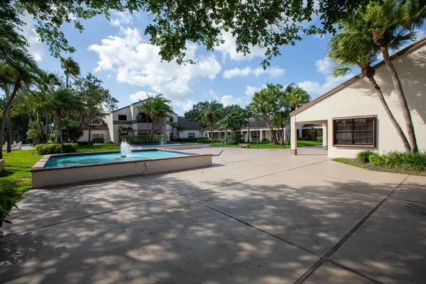 $2,300 | 2738 Carambola Circle South, Unit 1913, Coconut Creek, FL 33066