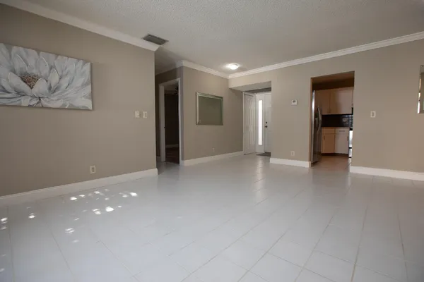 $2,300 | 2738 Carambola Circle South, Unit 1913, Coconut Creek, FL 33066