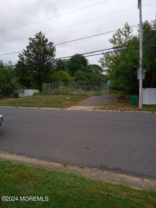 10 Lehigh Boulevard Jackson, NJ 08527 - Photo 6 of 9 a view of a yard