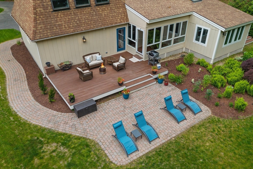 96 Ford Road Sudbury, MA 01776 - Photo 4 of 42
