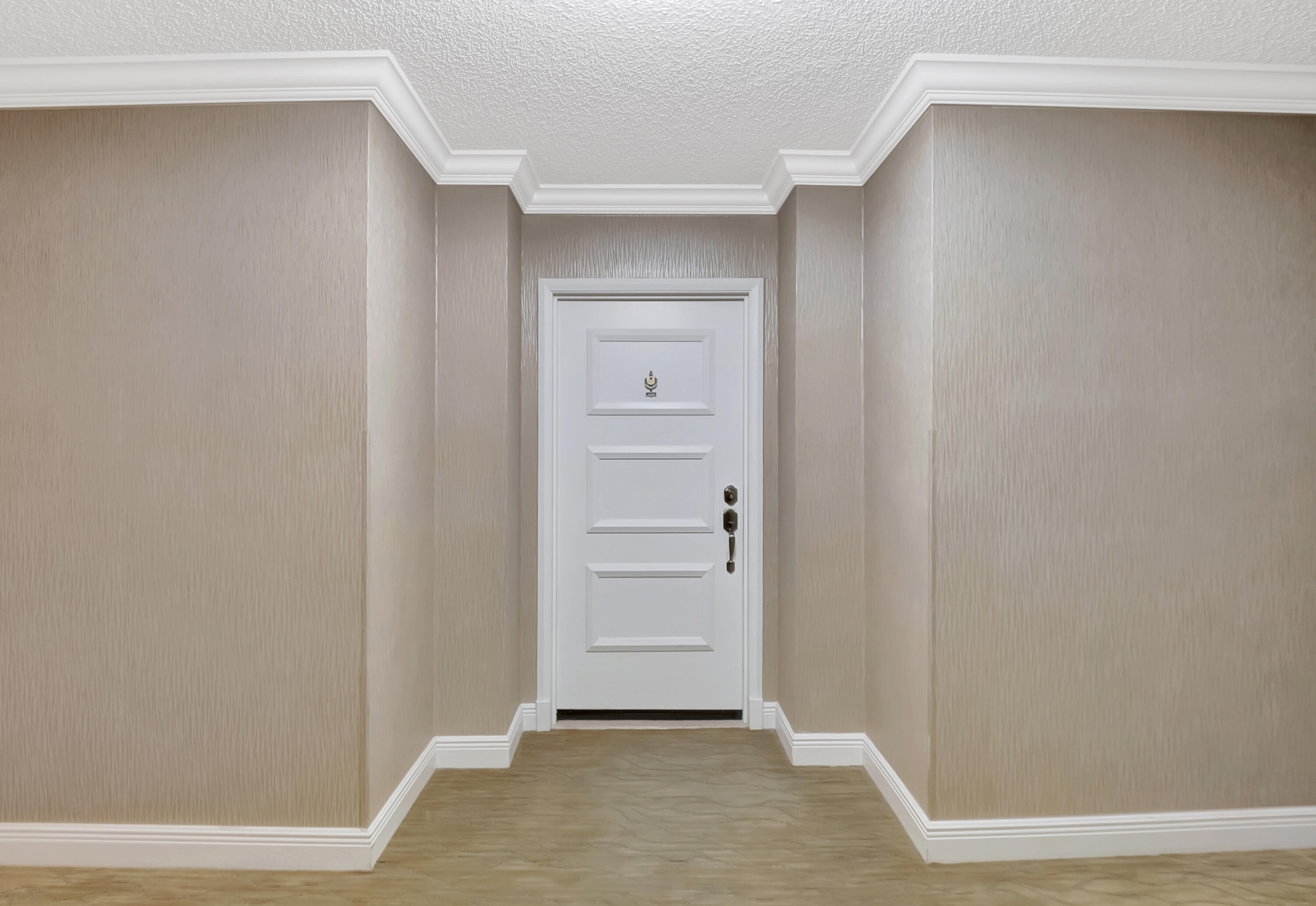 20100 Boca W Drive, Unit 126 Boca Raton, FL 33434 - Photo 31 of 58 a view of an empty walk in closet