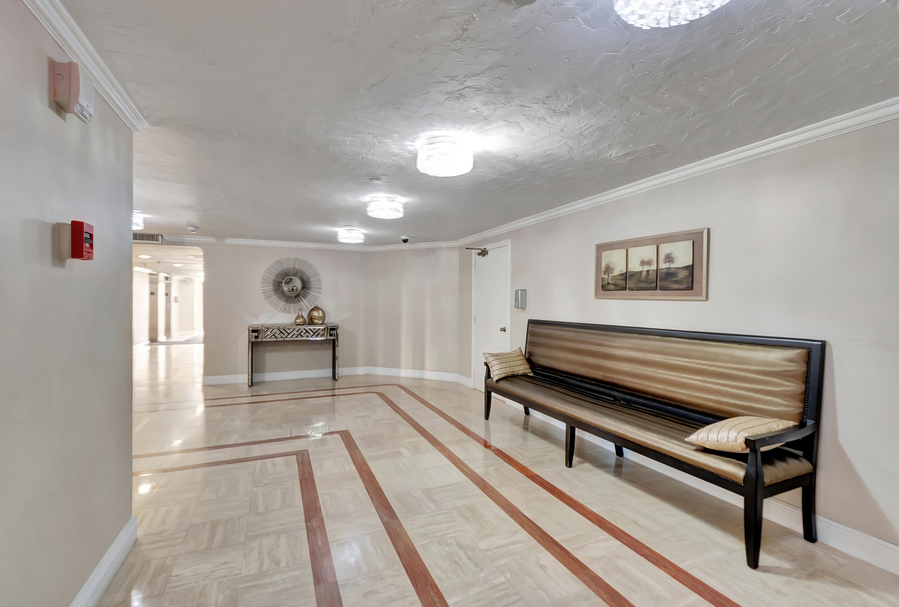 20100 Boca W Drive, Unit 126 Boca Raton, FL 33434 - Photo 33 of 58 LOBBY