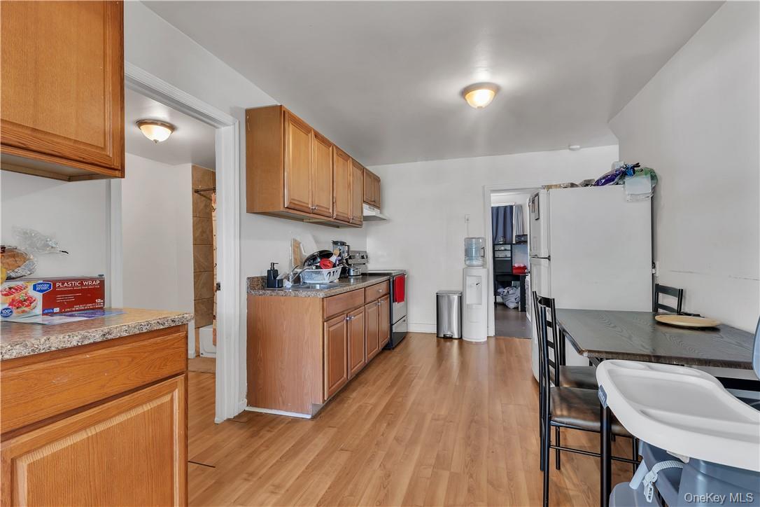 106 Leila Street Peekskill, NY 10566 - Photo 4 of 17