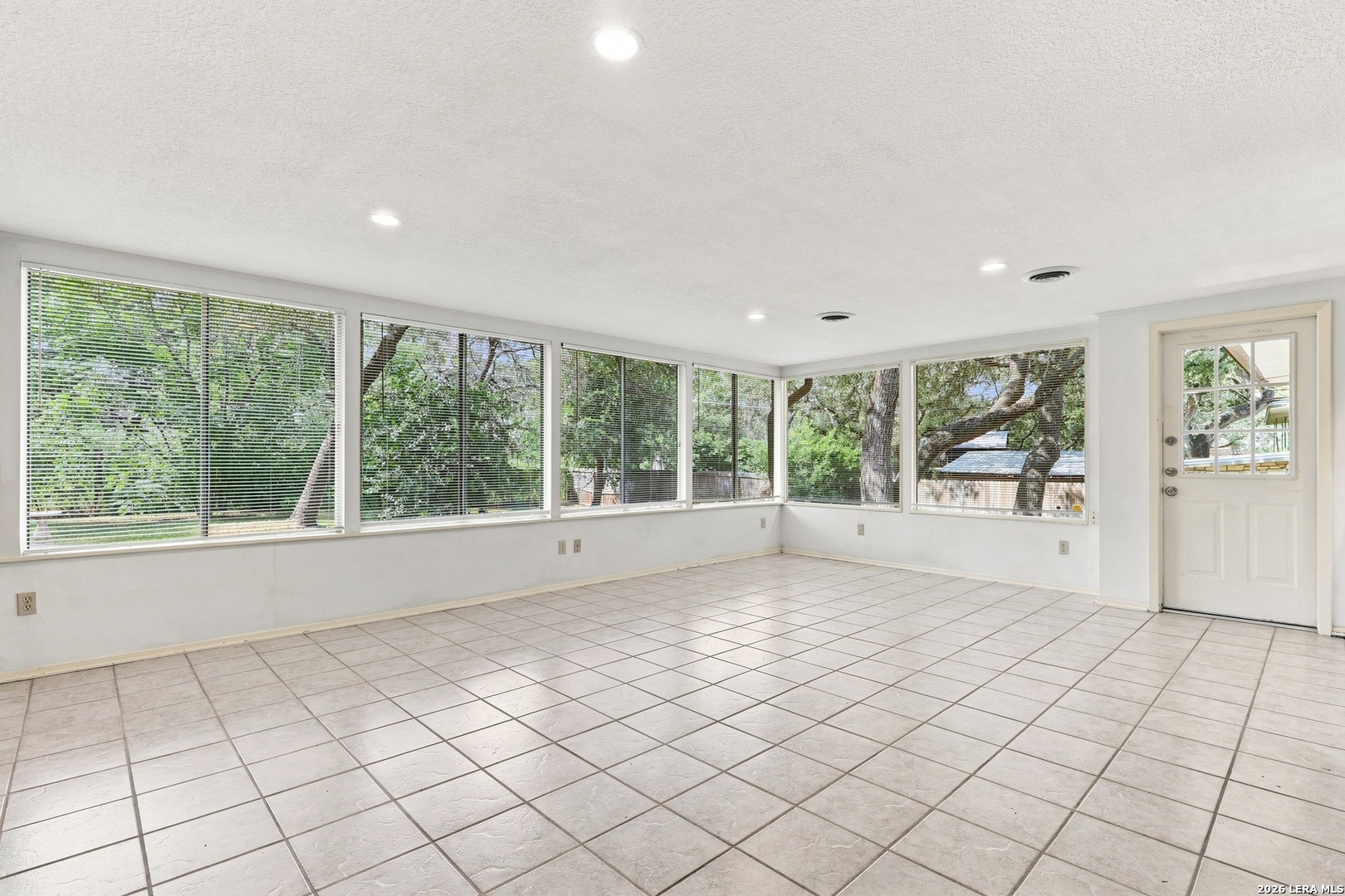 2902 Old Ranch Road San Antonio, TX 78217 - Photo 13 of 32 Gallery Image 13