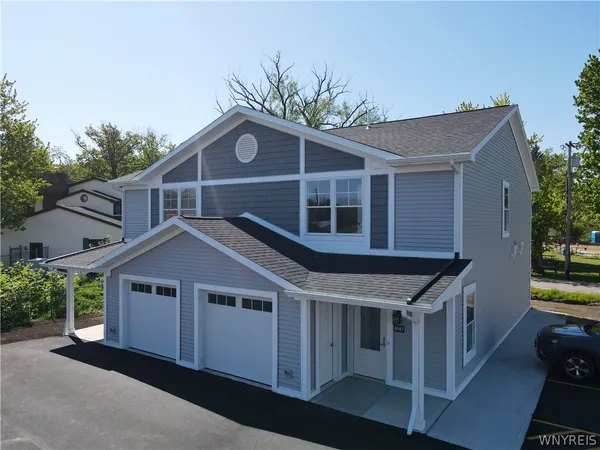 $1,875 | 8989 Iroquois Street, Evans, NY 14006