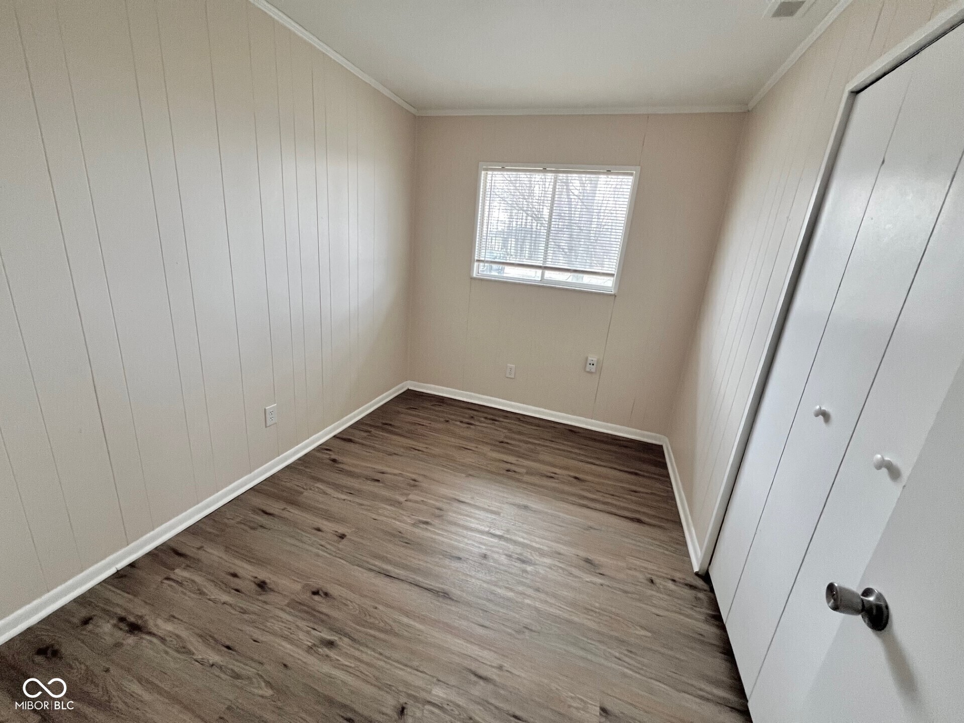 915 South Franklin Road Indianapolis, IN 46239 - Photo 4 of 10