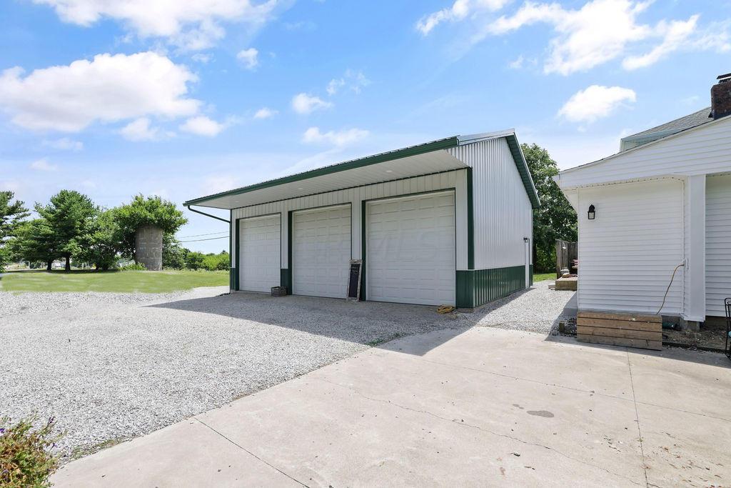 7384 Columbus Road Southwest Pataskala, OH 43062 - Photo 3 of 60