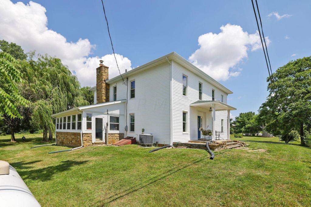 7384 Columbus Road Southwest Pataskala, OH 43062 - Photo 4 of 60
