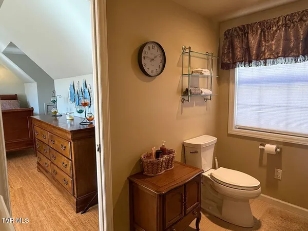 $1,600 | 282 Snyder Road, Johnson City, TN 37615