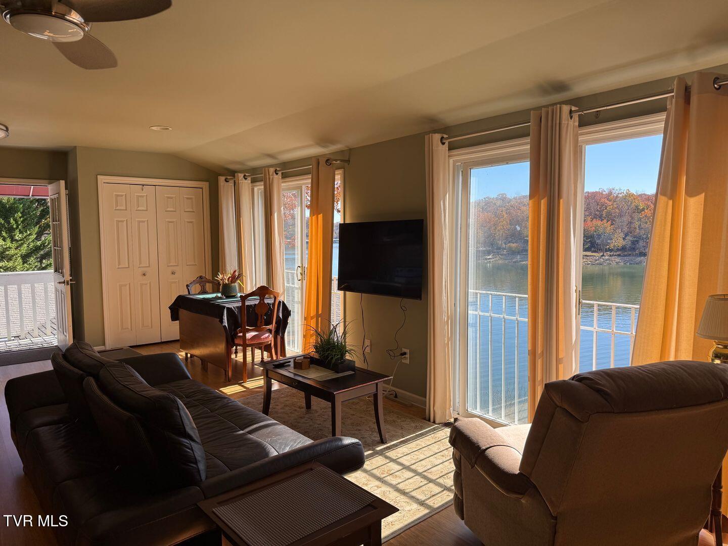 282 Snyder Road Johnson City, TN 37615 - Photo 4 of 13 large (5)