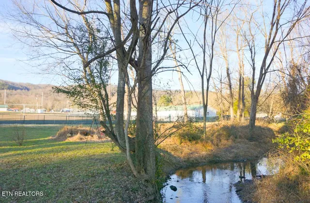 $274,000 | 416 West Wheeler Street, Rockwood, TN 37854