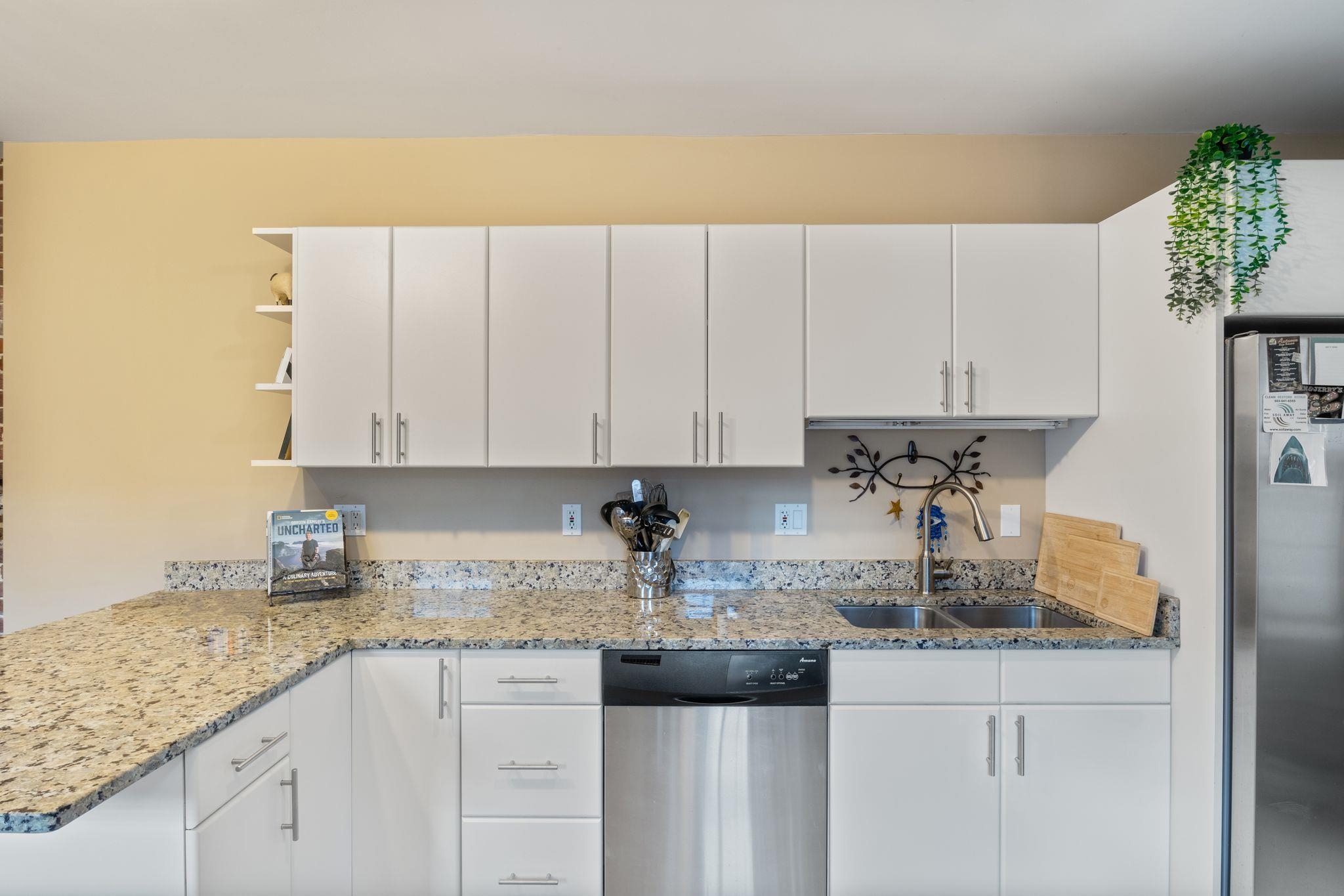 98 West Merrimack Street, Unit B Manchester, NH 03101 - Photo 17 of 17