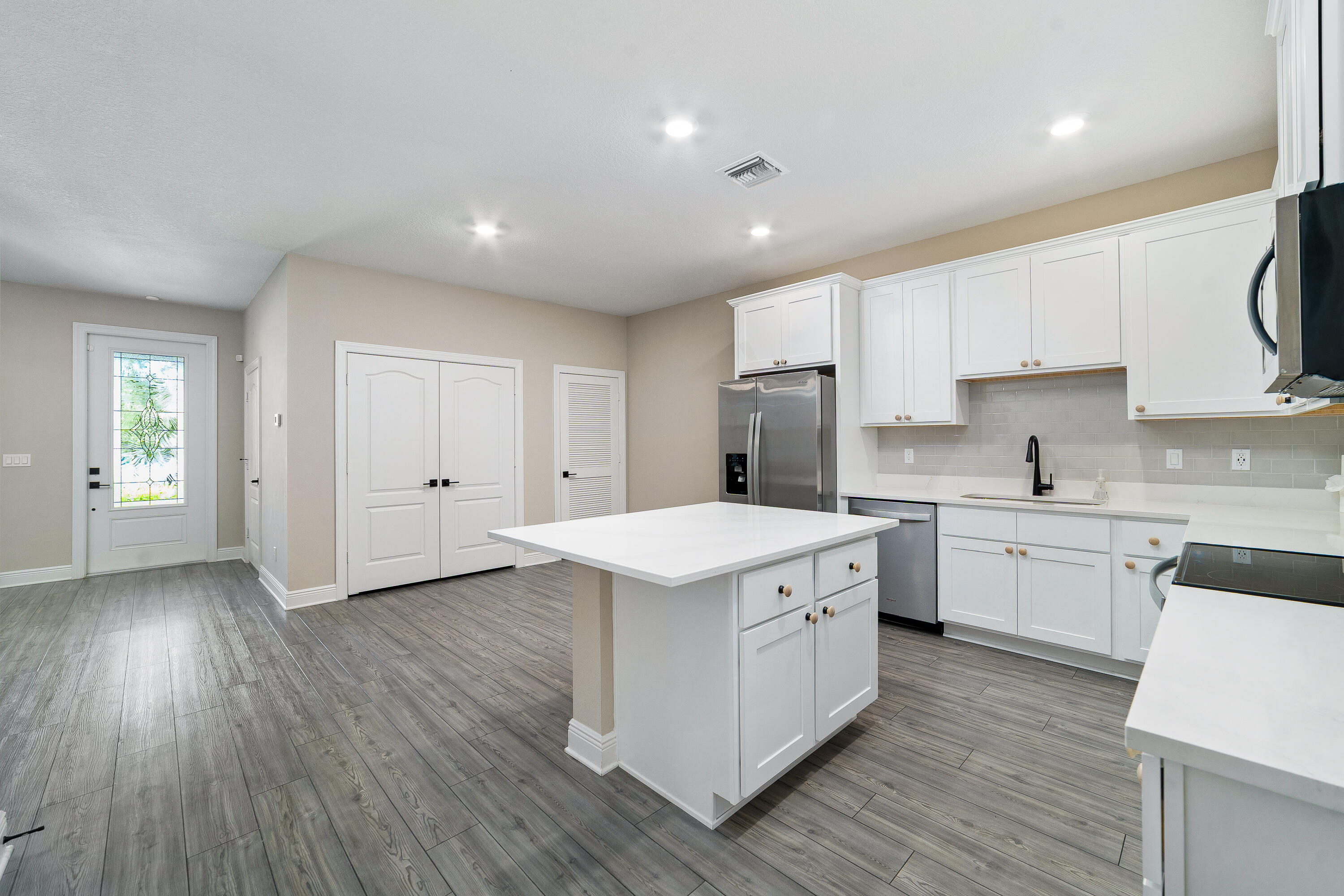 1718 Party Place Fort Pierce, FL 34947 - Photo 9 of 33 _DSC2127