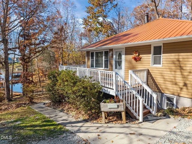 $699,000 | 600 Fox Lair Trail, Semora, NC 27343