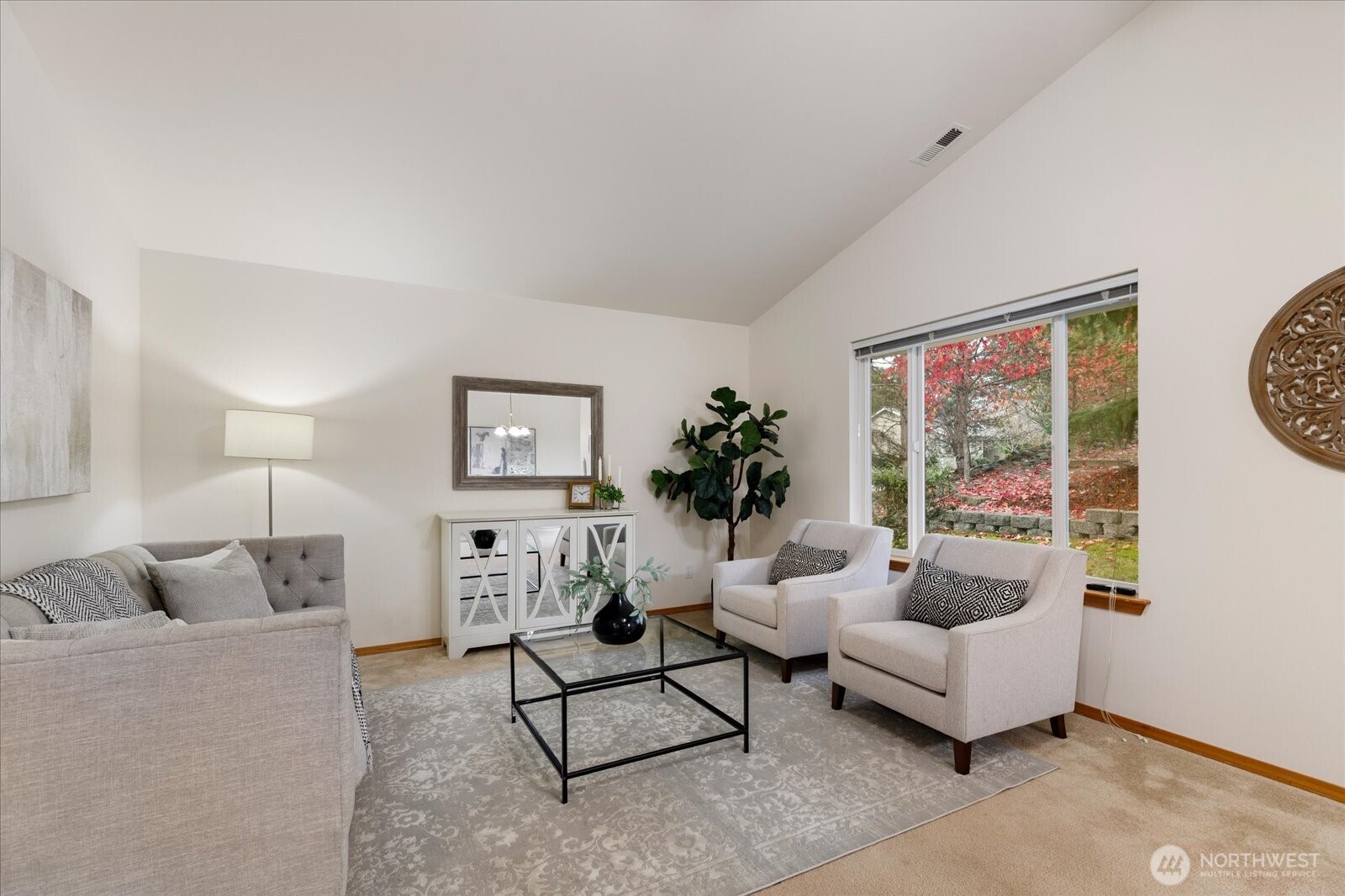 606 Northwest 12th Loop Oak Harbor, WA 98277 - Photo 5 of 27