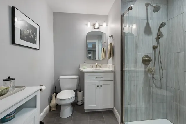 $1,790,000 | 16 Runaway Road, Newfields, NH 03856