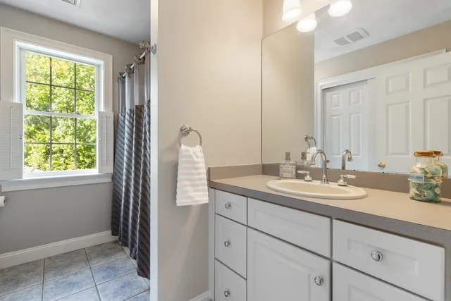 $1,790,000 | 16 Runaway Road, Newfields, NH 03856