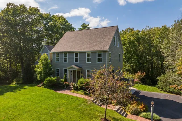 $1,790,000 | 16 Runaway Road, Newfields, NH 03856