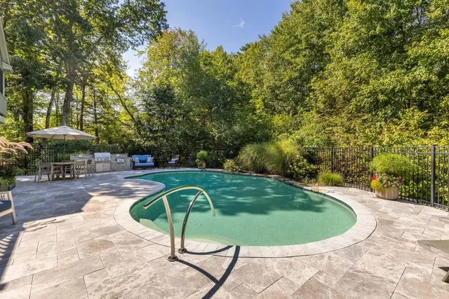 $1,790,000 | 16 Runaway Road, Newfields, NH 03856