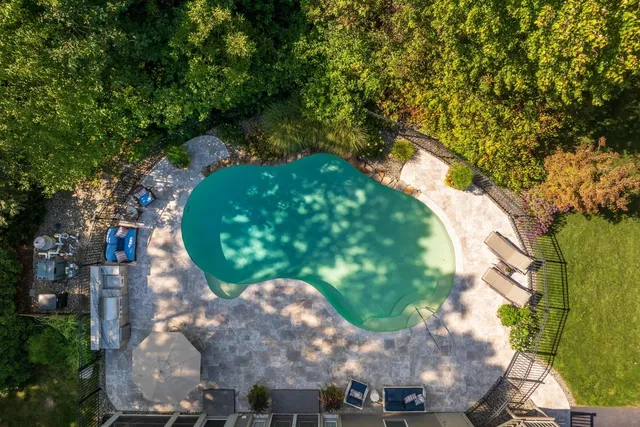 $1,790,000 | 16 Runaway Road, Newfields, NH 03856