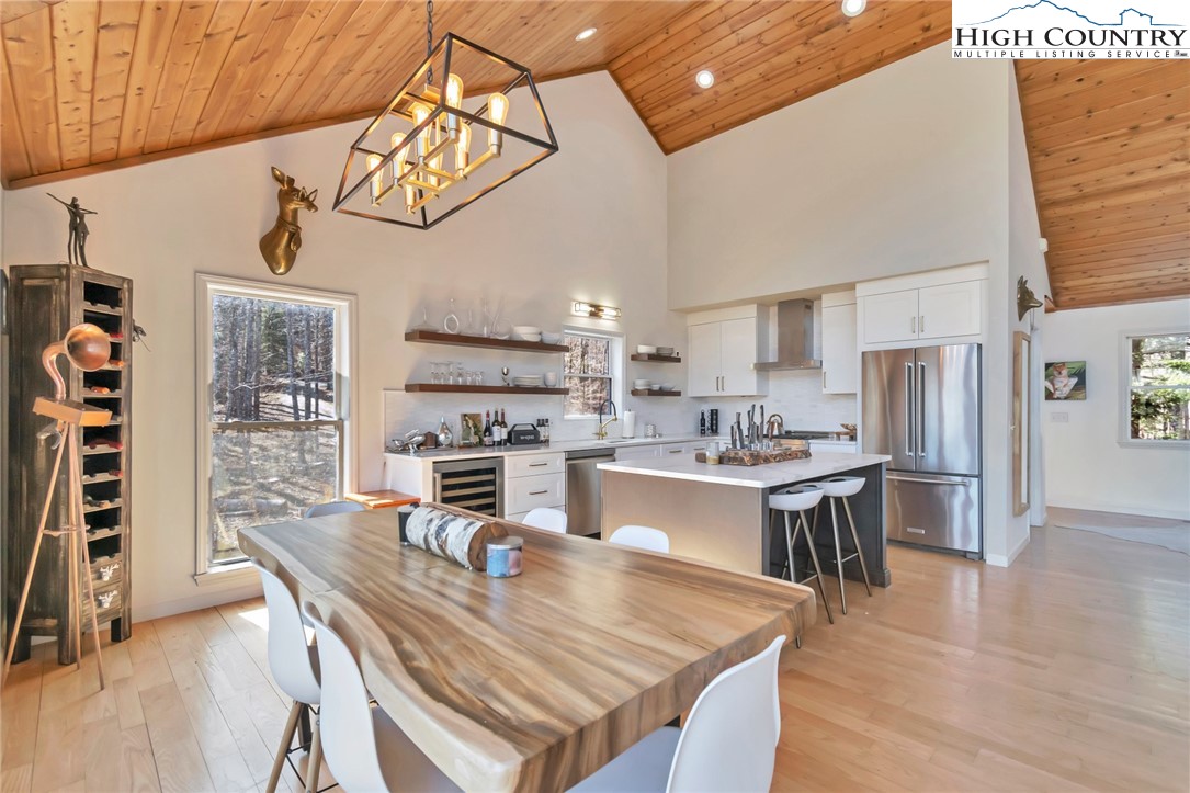 731 River Run Road Banner Elk, NC 28604 - Photo 13 of 50