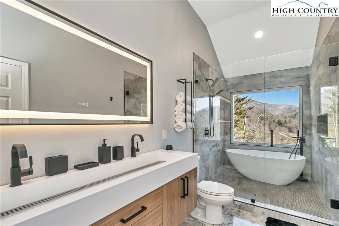 731 River Run Road Banner Elk, NC 28604 - Photo 22 of 50