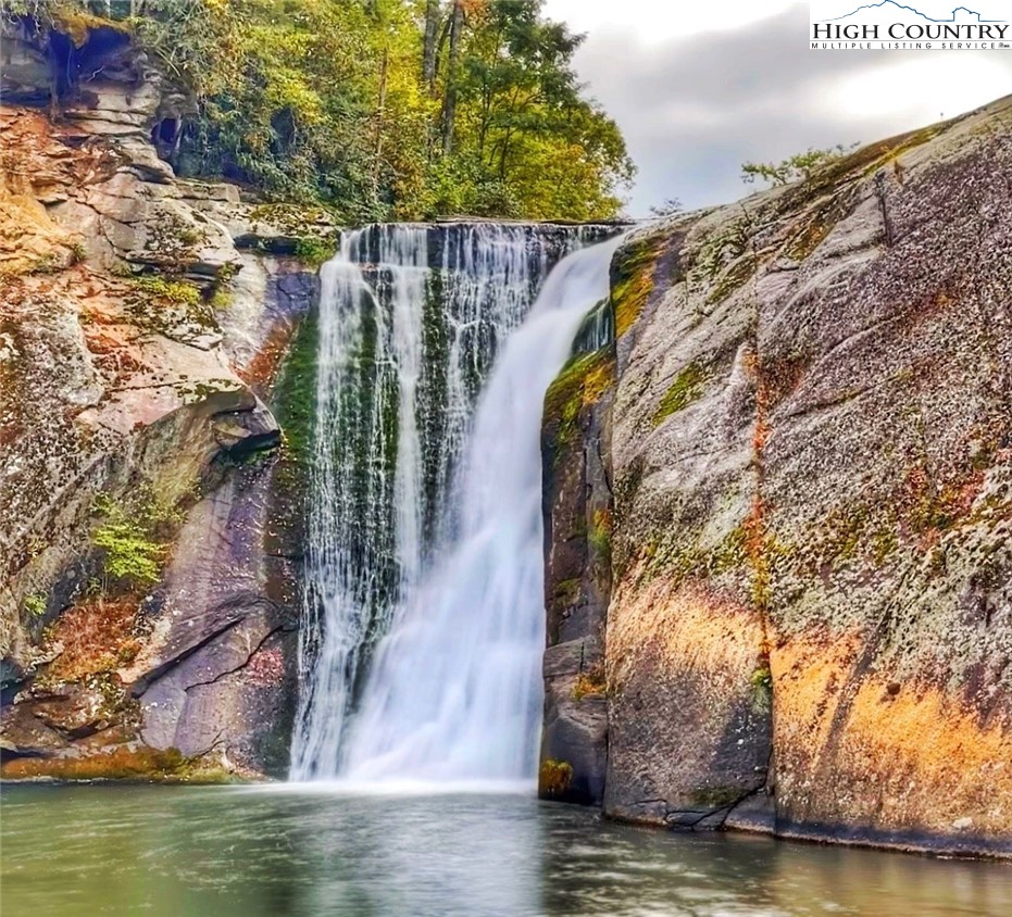 731 River Run Road Banner Elk, NC 28604 - Photo 46 of 50