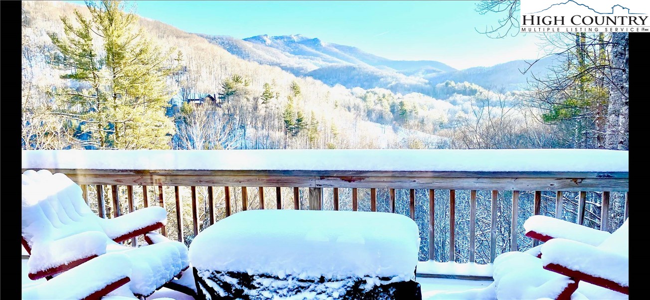 731 River Run Road Banner Elk, NC 28604 - Photo 5 of 50