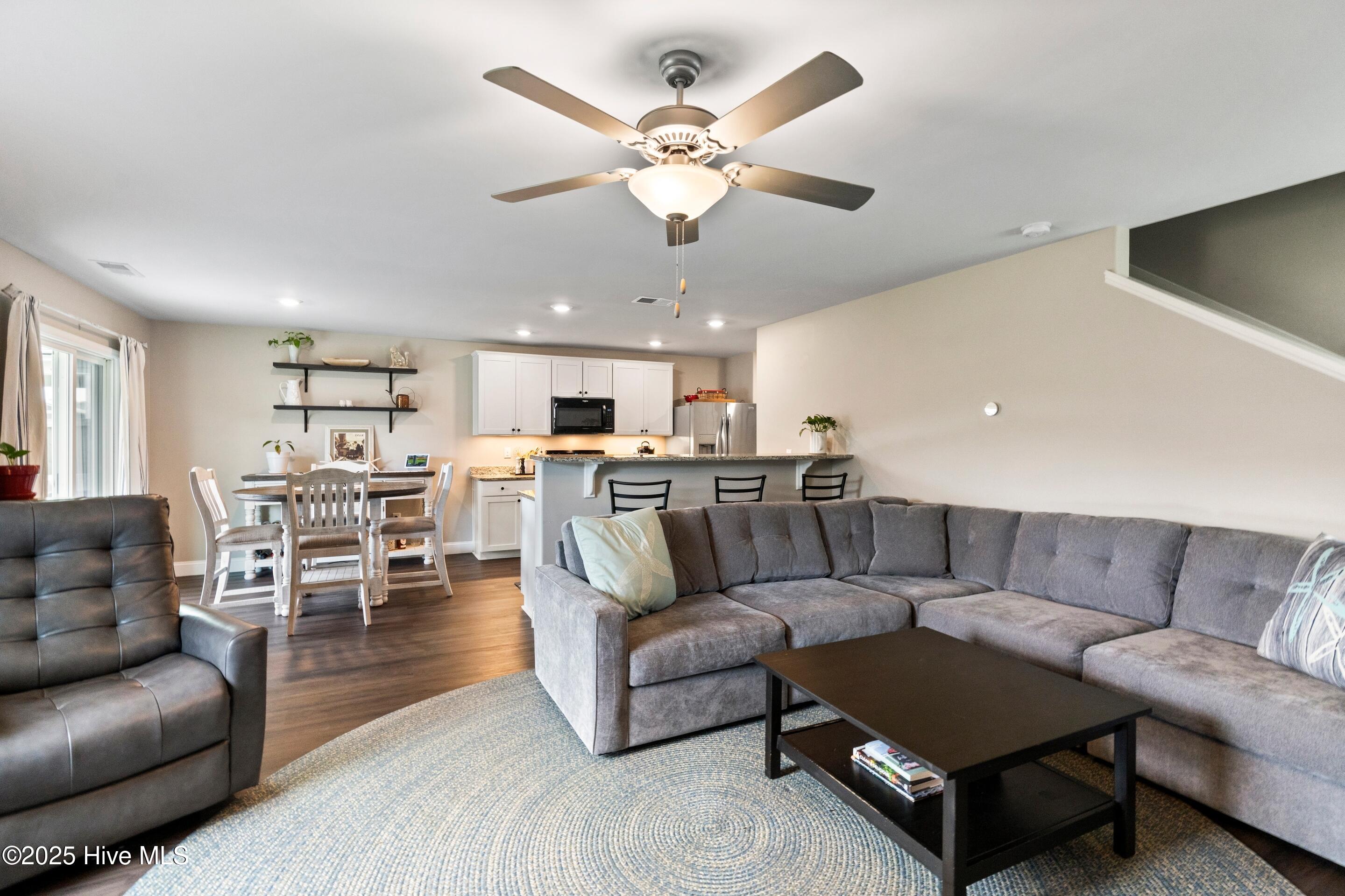 634 Aurora Place Hampstead, NC 28443 - Photo 12 of 51 mls-DSC01019