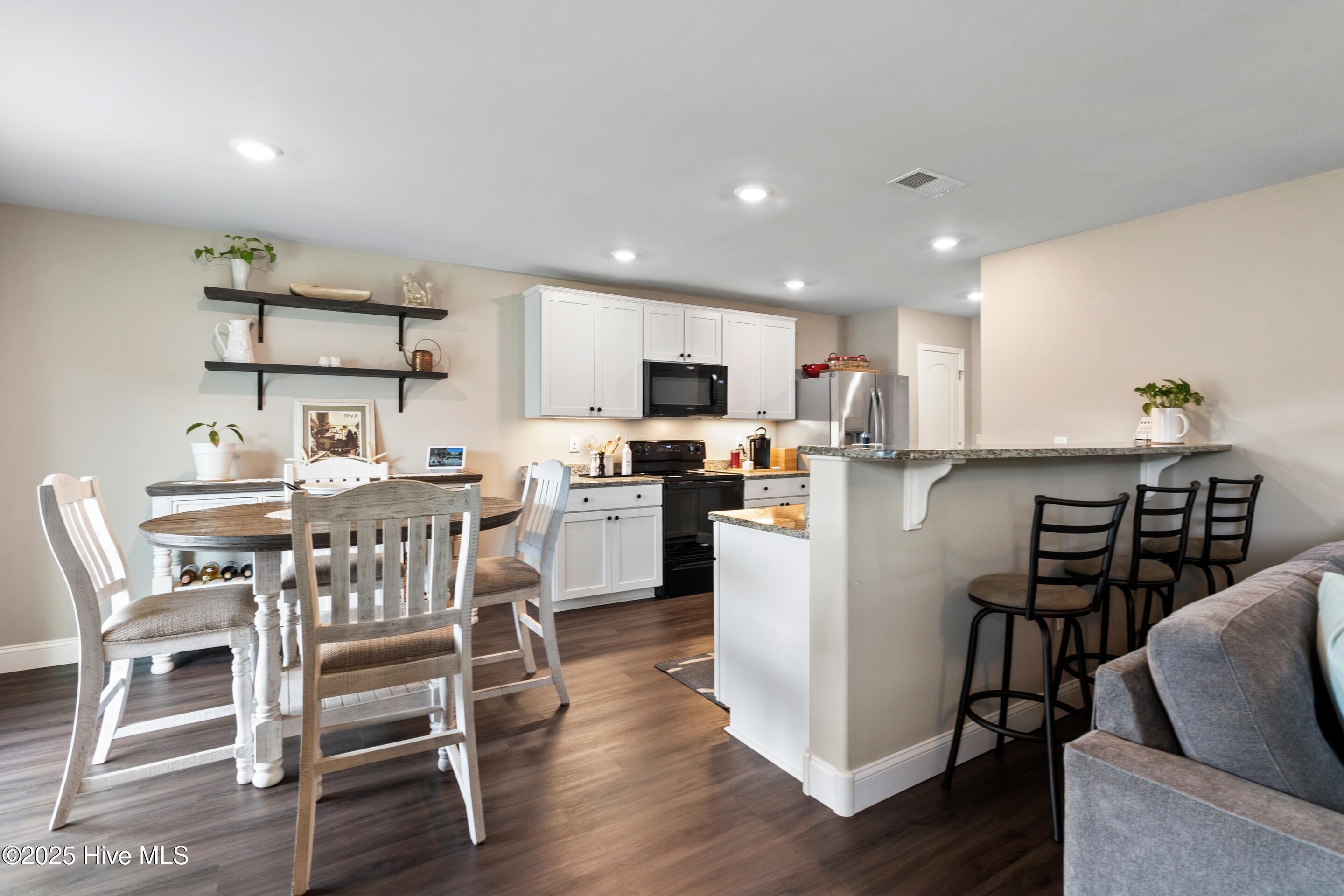 634 Aurora Place Hampstead, NC 28443 - Photo 15 of 51 mls-DSC01054