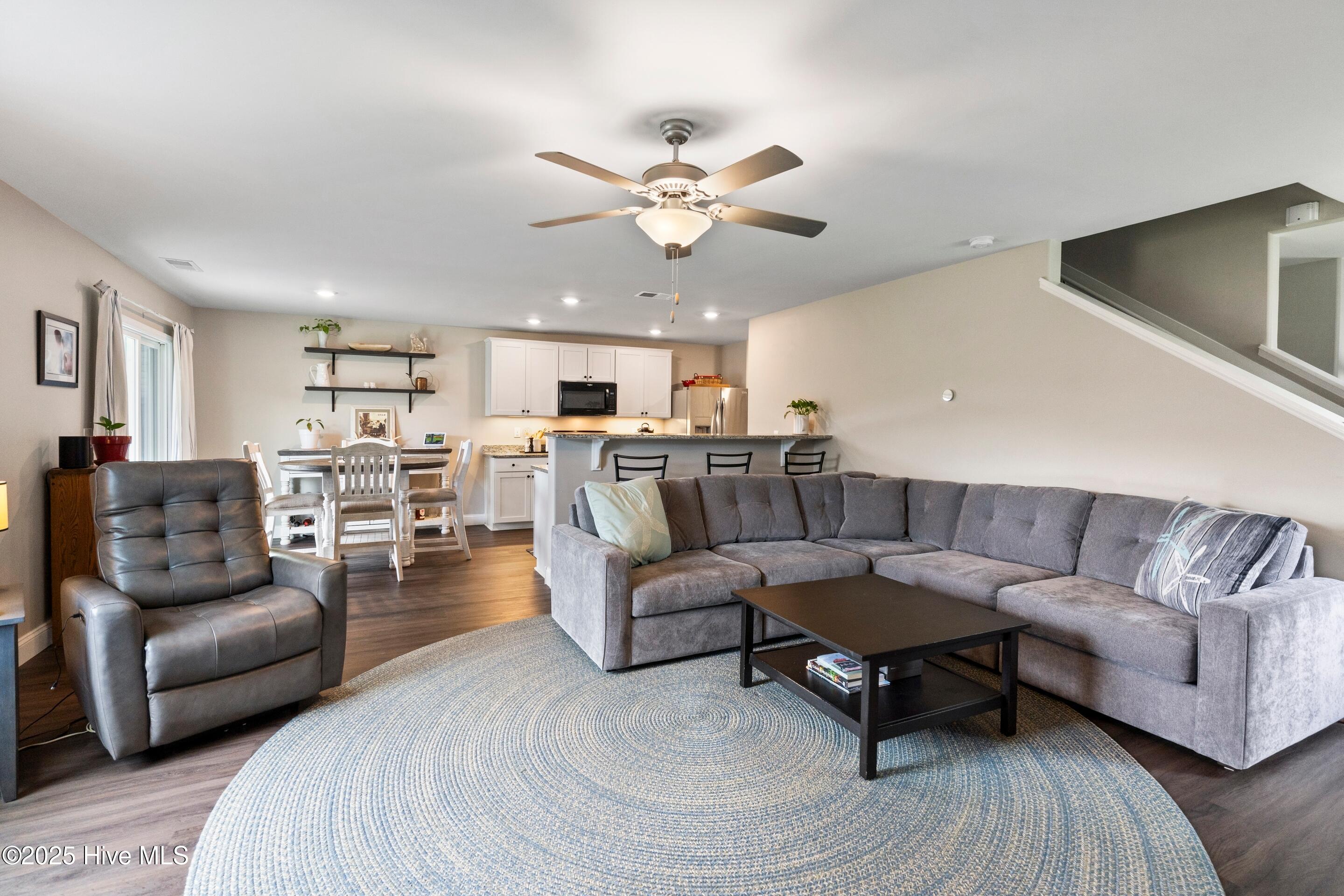 634 Aurora Place Hampstead, NC 28443 - Photo 9 of 51 mls-DSC01024