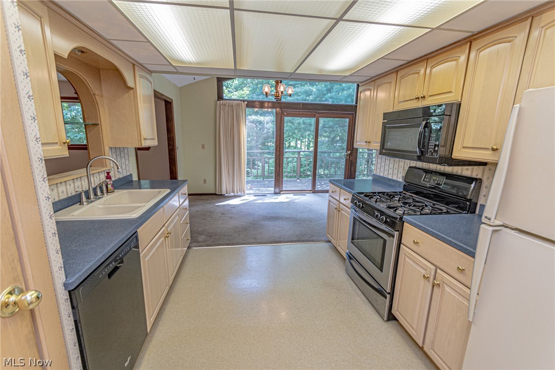 2400 Harris Road Broadview Heights, OH 44147 - Photo 11 of 21 Gallery Image 11