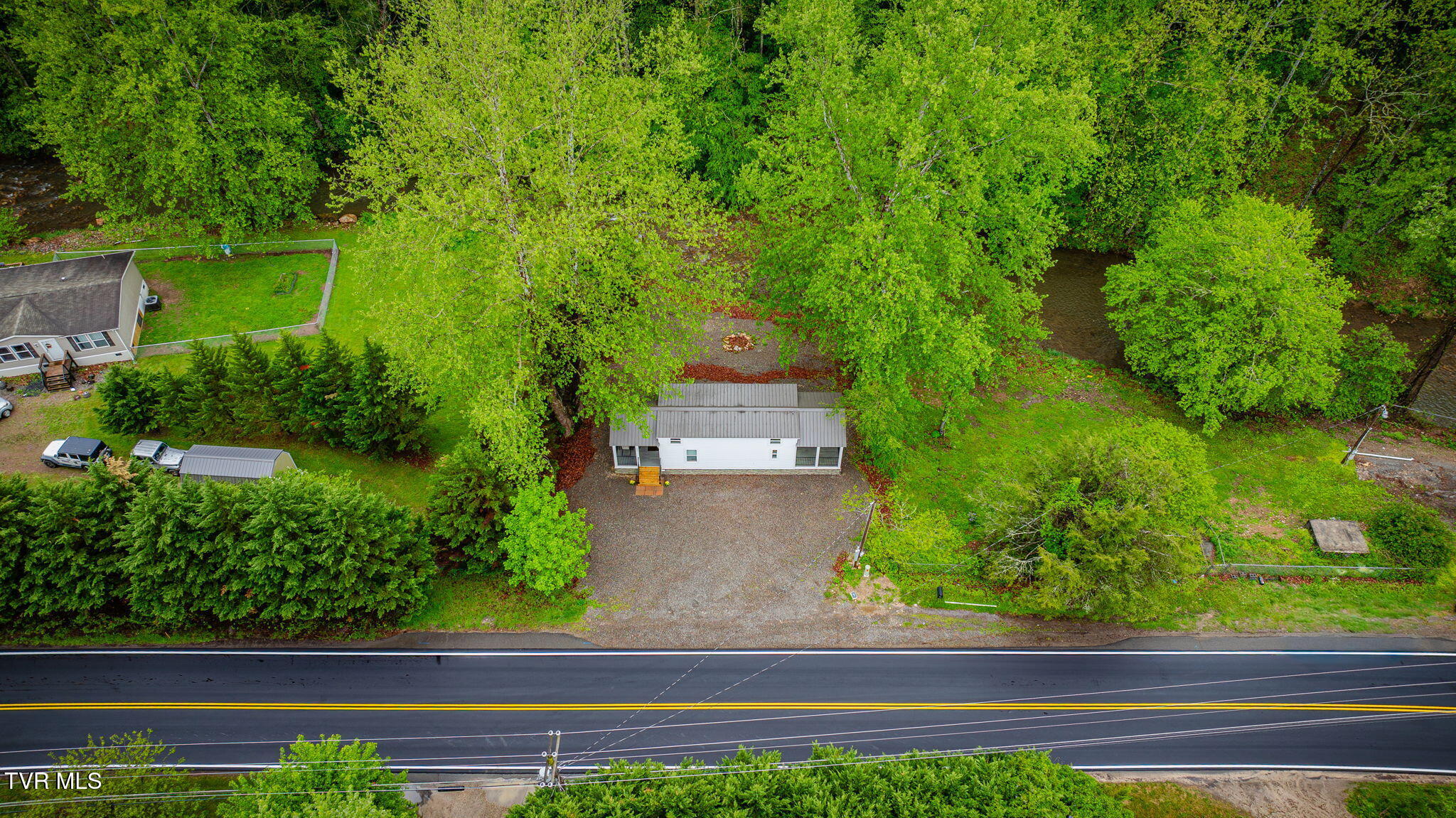 1226 Doe Creek Road, Unit 13 Butler, TN 37640 - Photo 34 of 40 103