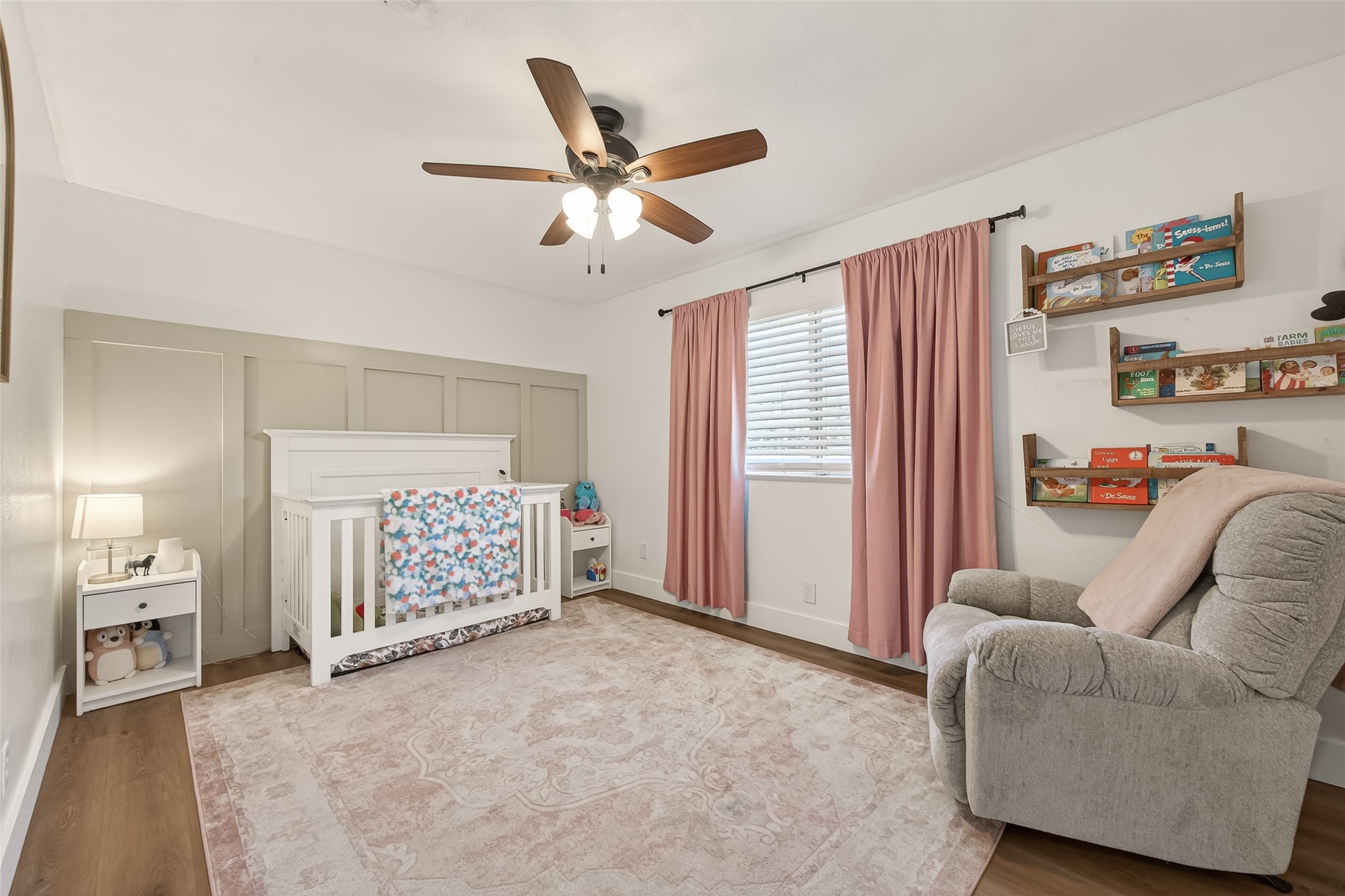 302 Jay Street Boling, TX 77420 - Photo 15 of 21 a living room with furniture and a window