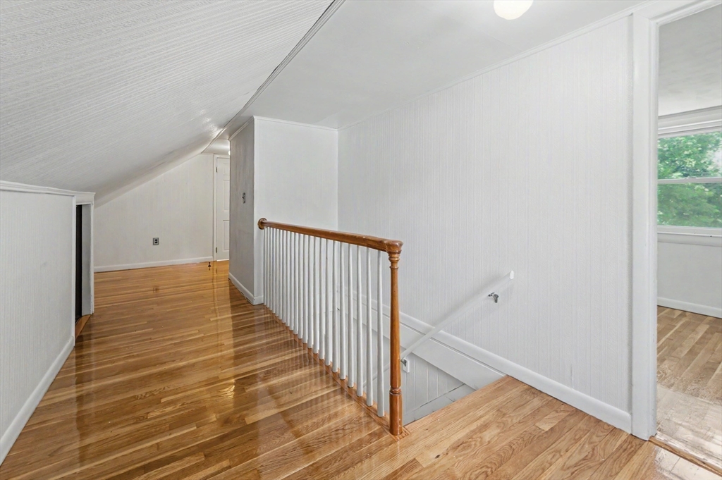 25 Moynihan Road Hamilton, MA 01982 - Photo 26 of 42