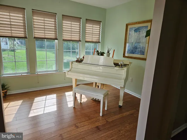 $665,000 | 123 Monte Carlo Drive, Hamilton, NJ 08691