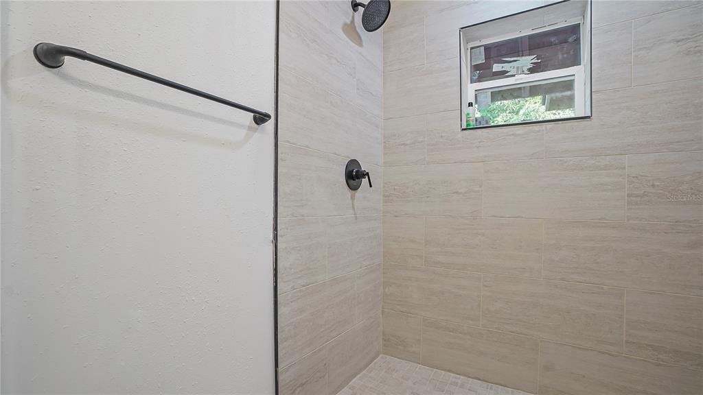 5717 Lawndale Road, Unit B Orlando, FL 32808 - Photo 11 of 12